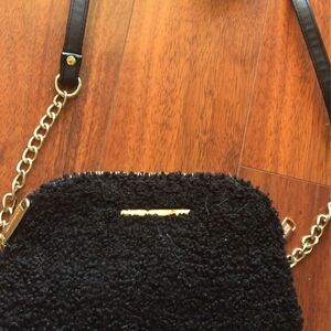 Steve Madden Black Textured Crossbody Bag